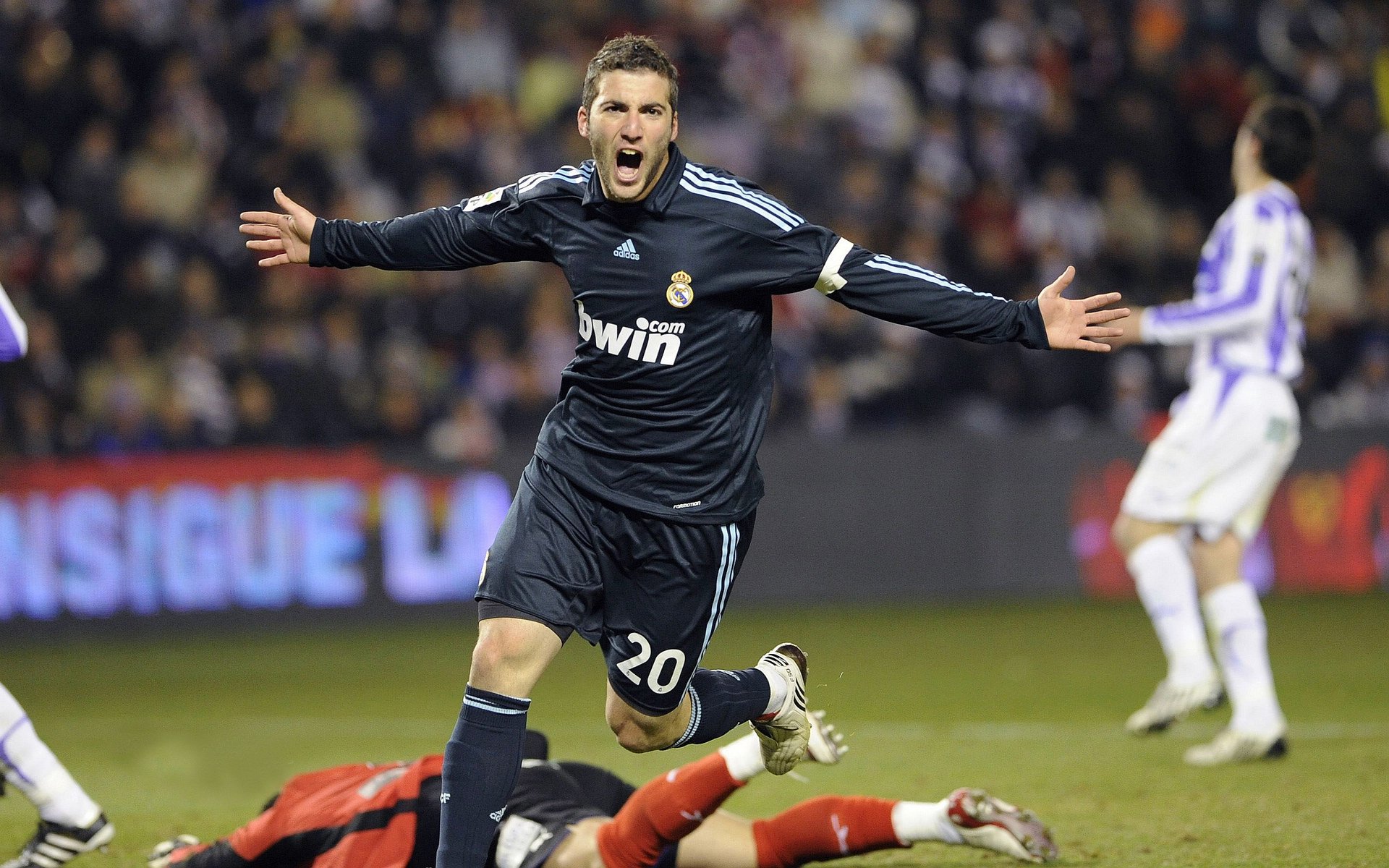 中国传统射艺大会 西安站复原古代射礼仪式 文化体育结合受好评